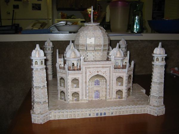 Another 3D puzzle made by Melissa and me.